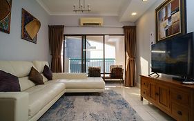 Petronella Apartment C1 Marina Court